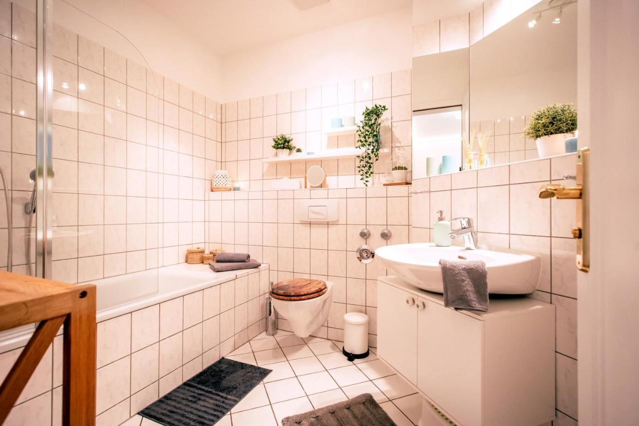 Gemuetliche Ferienwohnung Neben Der Arena Leipzig "Waldi" Exteriör bild